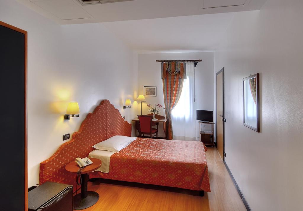 Antica Locanda Il Sole Castel Maggiore Habitación foto