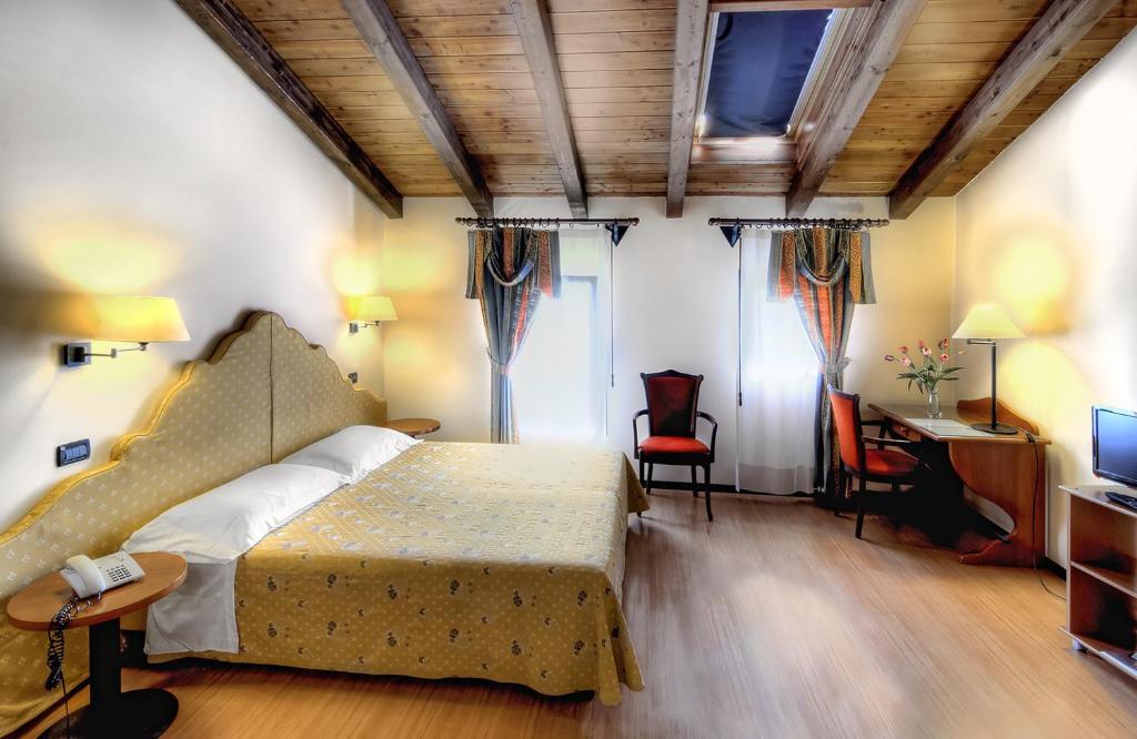 Hotel Antica Locanda Il Sole Castel Maggiore Habitación foto